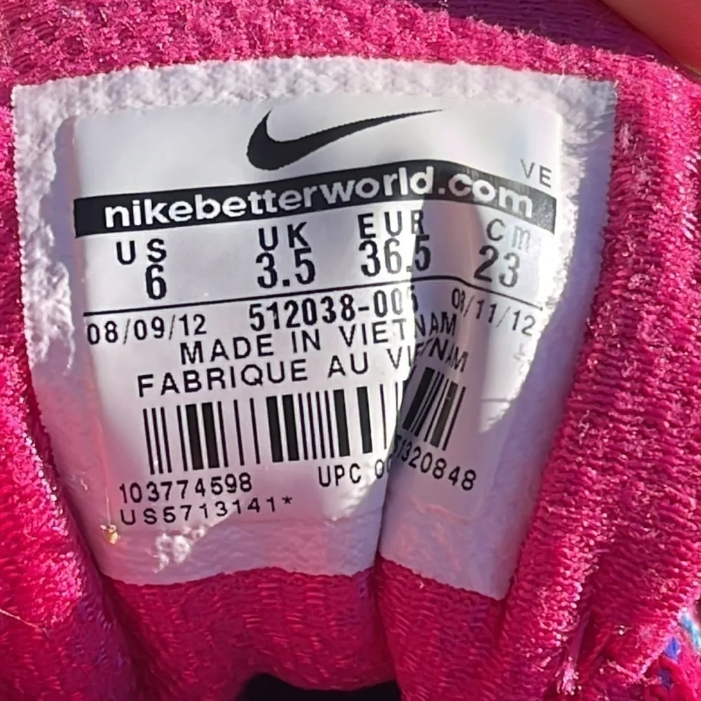 NIKE Alvord 10 Sneakers Womens size 6 Pink/Gray